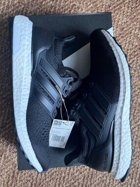 NWT ADIDAS Ultraboost 1.0 in Women's Size 7